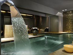 Royal Hotel - photo 28