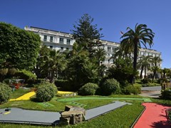Royal Hotel - photo 7