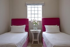 The Alley Hotel - photo 18