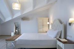 The Alley Hotel - photo 11