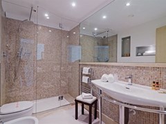 Riviera Dei Fiori Hotel - photo 18
