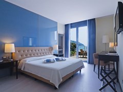 Riviera Dei Fiori Hotel - photo 19