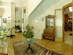 Flora Hotel - photo 4