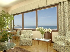 Flora Hotel - photo 1