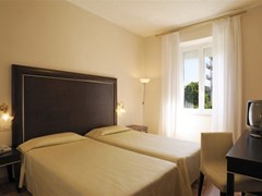 Mediterranee Grand Hotel - photo 25