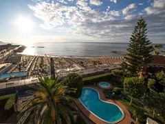 Garden Lido Hotel - photo 2