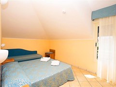 Miriam Hotel - photo 14