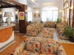 Paco Hotel - photo 4