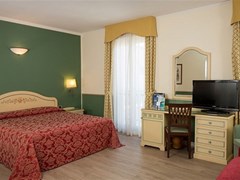 Grande Albergo Hotel - photo 11