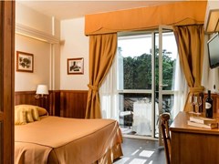 Vis a Vis Hotel - photo 19