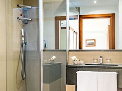 Vis a Vis Hotel - photo 33