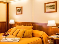 Vis a Vis Hotel - photo 27