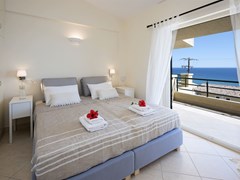 Glyfada Beachfront Apartments and Villas: Apartment Deluxe 2_Bedroom - photo 40