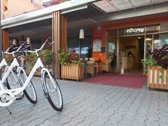 Madison Hotel - photo 2