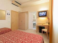 Marina Hotel - photo 13
