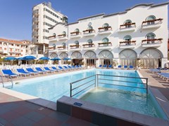 Marina Hotel - photo 1
