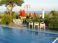 Ruhl Beach Hotel & Suites - photo 8