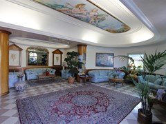 Park Hotel Cellini - photo 13