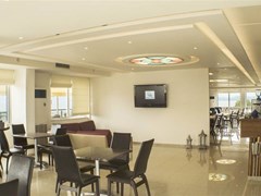 Junior Hotel - photo 3