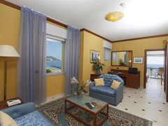 Bellevue et Mediterranee Hotel - photo 22