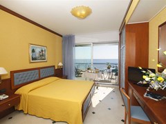 Bellevue et Mediterranee Hotel - photo 25