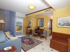 Bellevue et Mediterranee Hotel - photo 27