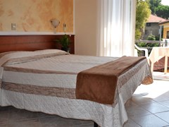 Capri Hotel - photo 10