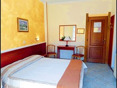 Capri Hotel - photo 13