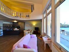 Aurora Hotel - photo 6