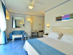 Aurora Hotel - photo 12