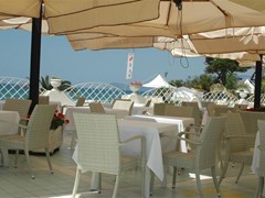 La Playa Hotel - photo 3