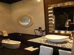 Excelsior Hotel & Spa Baku: Стандартный двухместный номер с 1 кроватью - photo 16