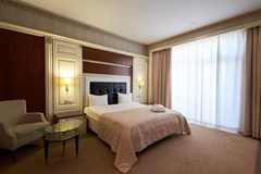 Boulevard Side Hotel - photo 29