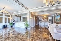 Boulevard Side Hotel - photo 33