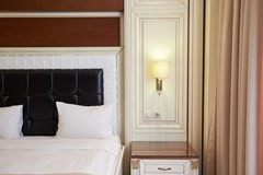 Boulevard Side Hotel - photo 26