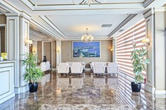 Boulevard Side Hotel - photo 32