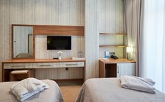 Boulevard Side Hotel - photo 17