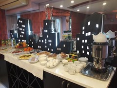Bulvar Inn Hotel: Ресторан - photo 1
