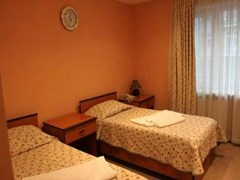 Caspian Hotel: Двухместный номер с 2 отдельными кроватями - photo 13