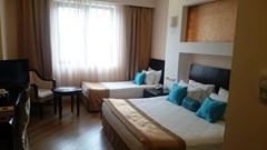 The Crown Hotel - photo 16
