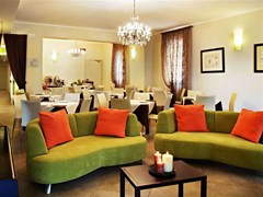 Alibi Hotel - photo 5