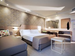 Aria Hotel - photo 11