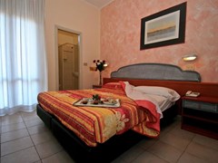 Brown Atrium Hotel - photo 15