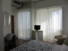 Carlton Beach Hotel - photo 13