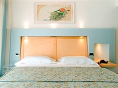 Club House Hotel - photo 15