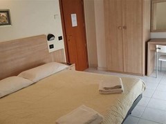 Globus Hotel - photo 8