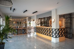 Mythic Summer Hotel - photo 6