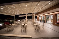 Mythic Summer Hotel - photo 4