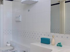Ascot Hotel - photo 17