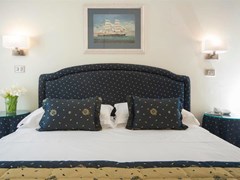Mon Cheri Hotel - photo 10